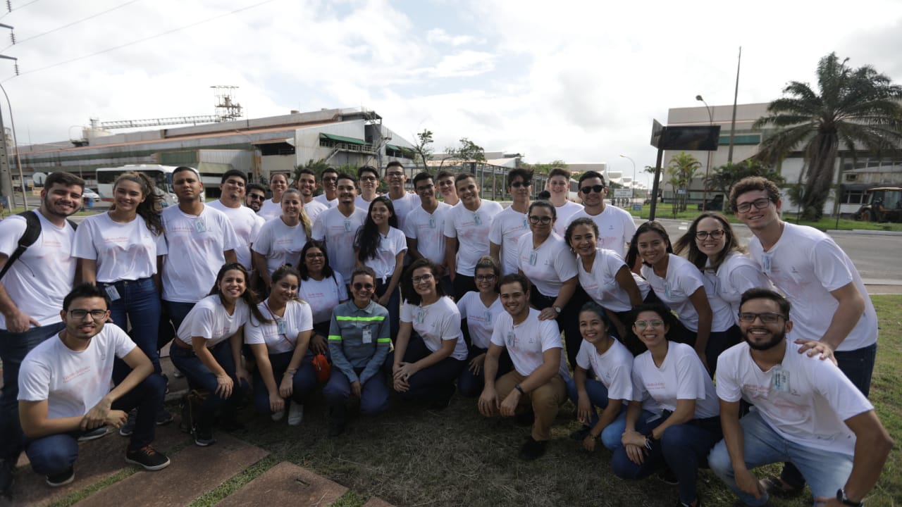 Hydro interns in Albras facilities