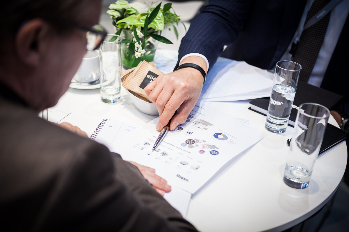 Experten diskutieren über Auswertungspläne